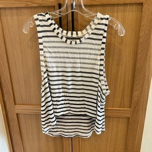 Beyond Yoga high low tank top